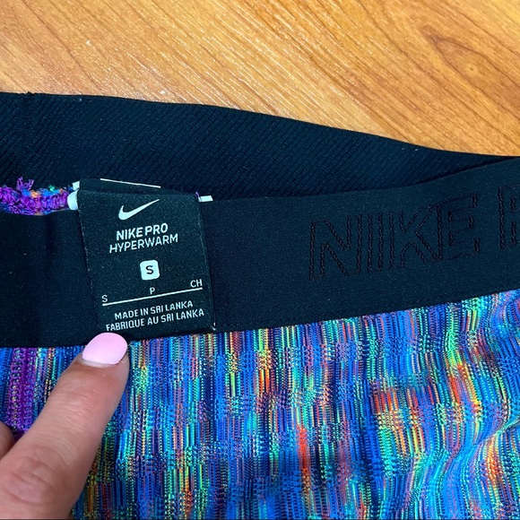 Nike | Hyperwarm Multi-colored Leggings - Picture 7 of 7